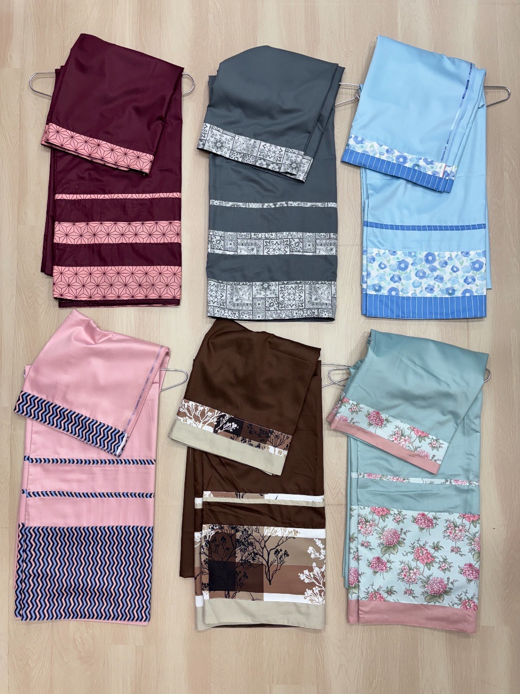  Cotton Ridas with Panel and Pipin 